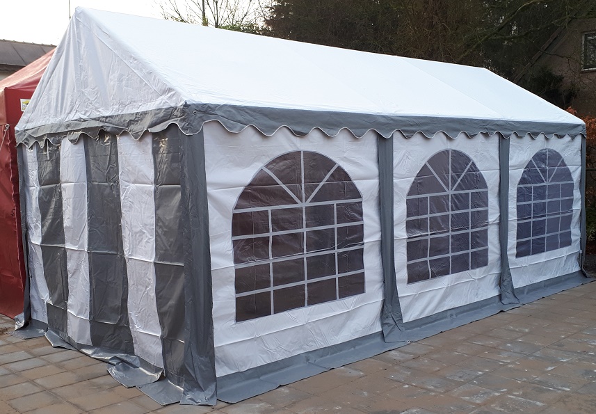 Professionele\u0020Partytent\u0020PVC\u00205x10x2,2\u0020mtr\u0020in\u0020Wit\u002DGrijs Professionele\u0020Partytent\u0020PVC\u00205x10x2,2\u0020mtr\u0020in\u0020Wit\u002DGrijs
