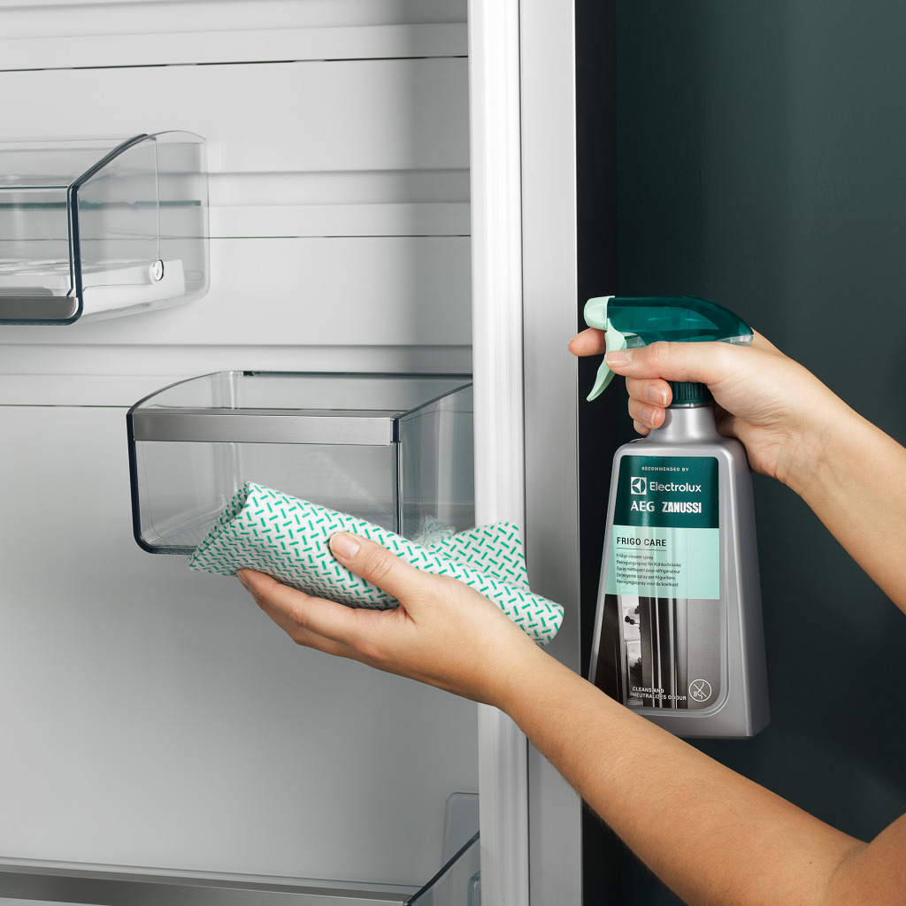 AEG\u0020Koelkast\u0020Reinigingsspray AEG\u0020Koelkast\u0020Reinigingsspray