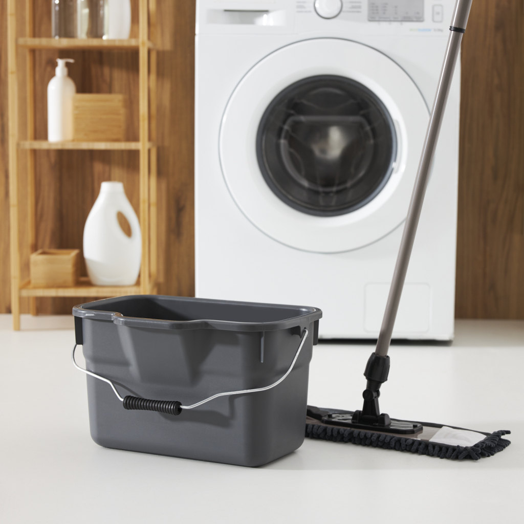 Rotho\u0020Basic\u0020Emmer\u0020Rechthoekig\u002012L\u0020Antraciet Rotho\u0020Basic\u0020Emmer\u0020Rechthoekig\u002012L\u0020Antraciet