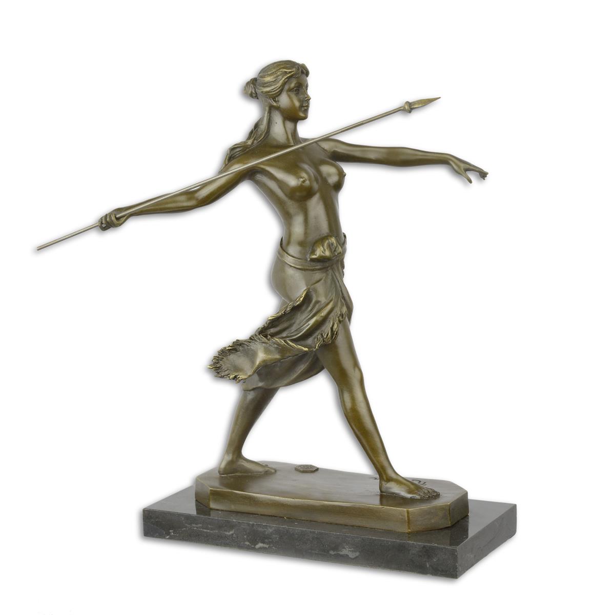 EEN\u0020BRONZEN\u0020BEELD\u0020VAN\u0020EEN\u0020AMAZONEKRIJGER