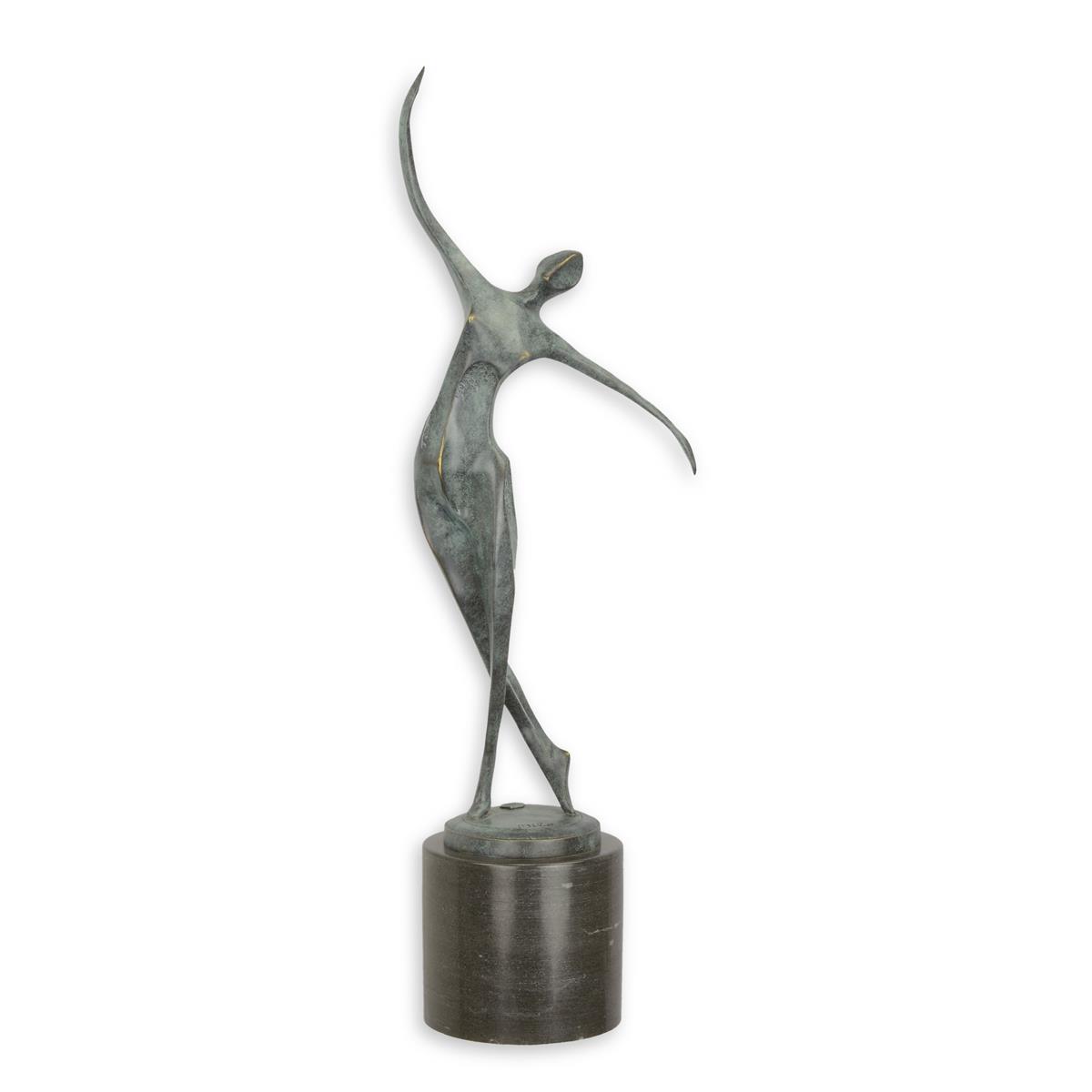 A\u0020BRONZE\u0020SCULPTURE\u0020OF\u0020A\u0020SINGLE\u0020DANCING\u0020MAN\u0020GREEN\u0020FINISH