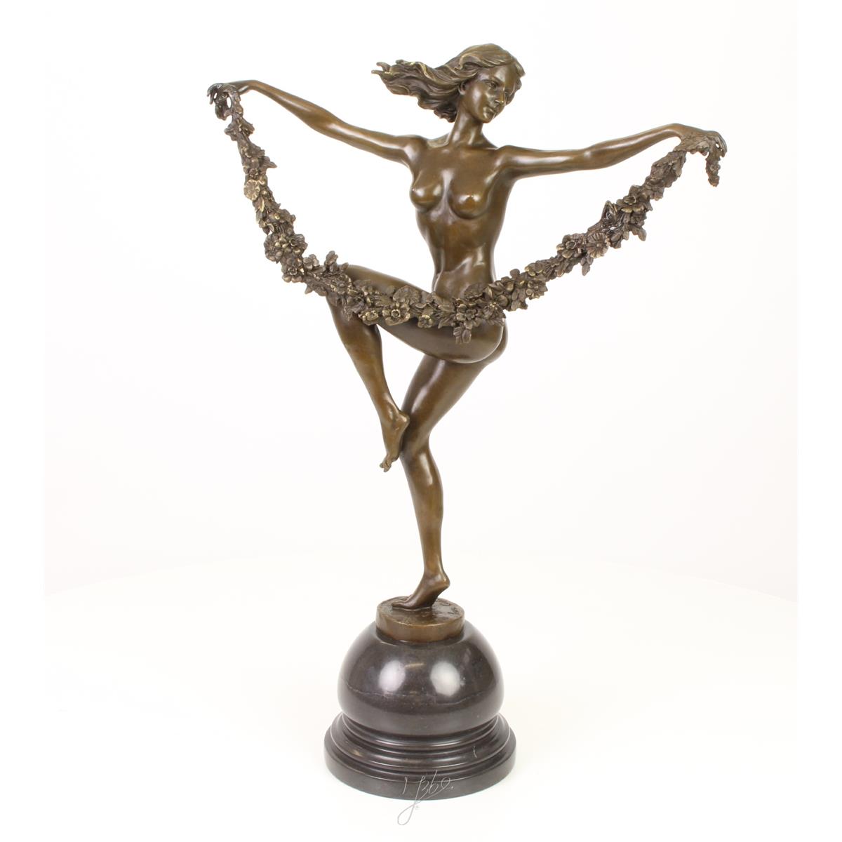 EEN\u0020BRONZEN\u0020BEELD\u0020VAN\u0020EEN\u0020BLOEMEN\u002DDANSERES