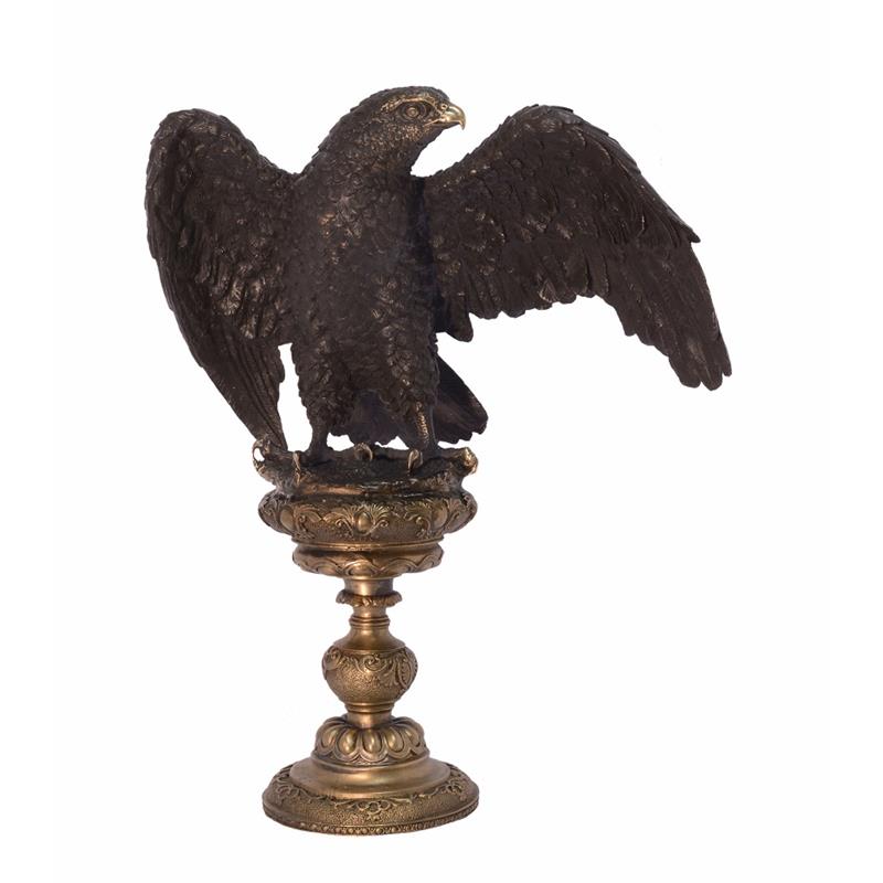 A\u0020BRONZE\u0020SCULPTURE\u0020OF\u0020AN\u0020EAGLE