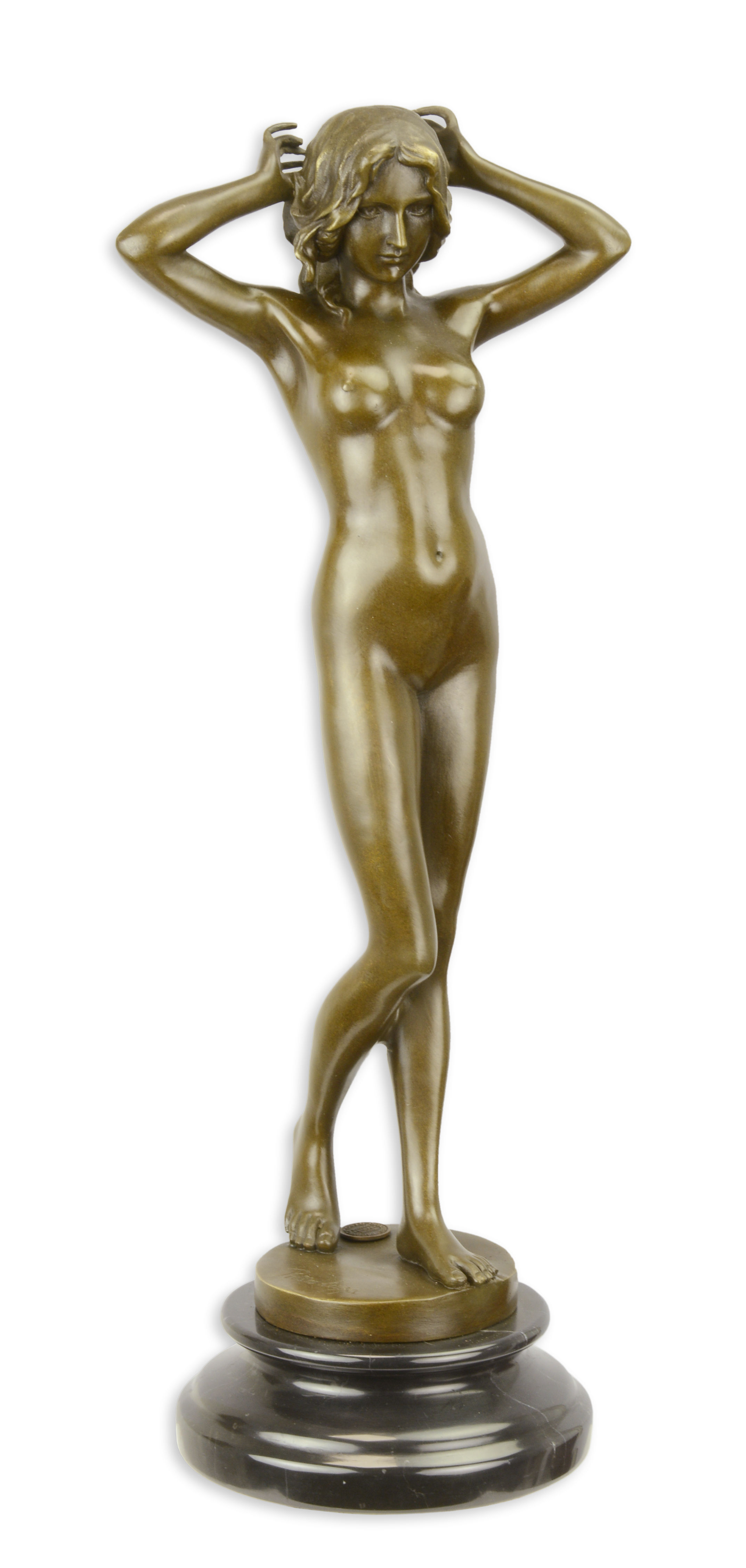 A\u0020BRONZE\u0020SCULPTURE\u0020CALLED\u0020FIRST\u0020SHIVER