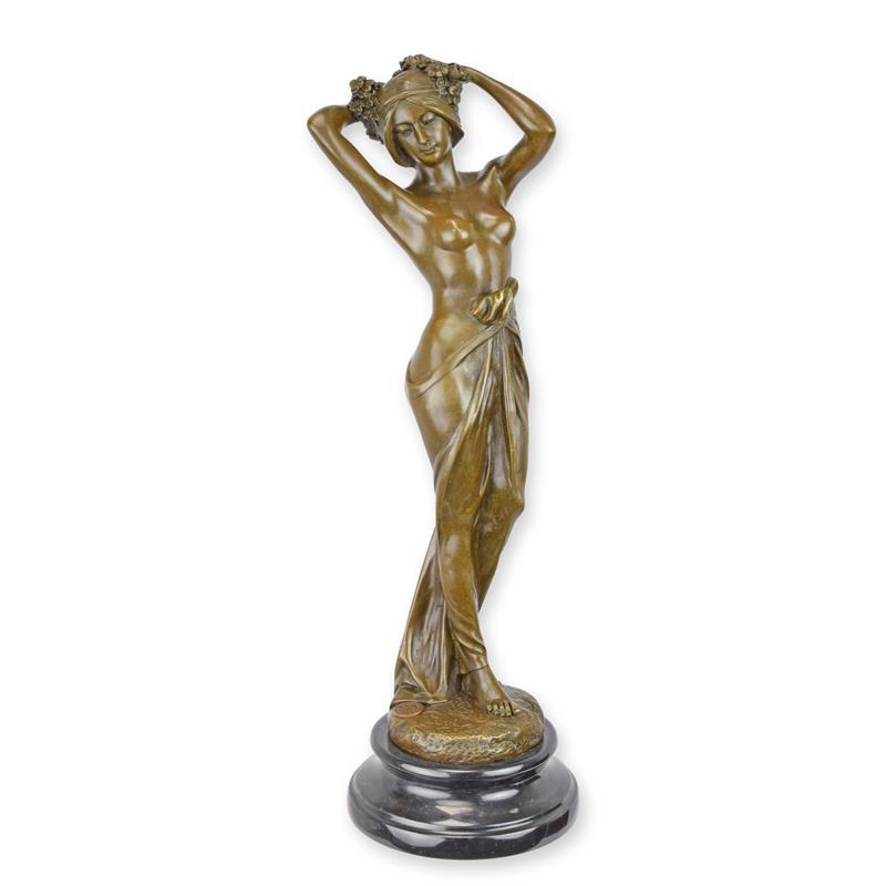 A\u0020BRONZE\u0020SCULPTURE\u0020OF\u0020A\u0020WOMAN\u0020PLAYING\u0020WITH\u0020HER\u0020HAIR