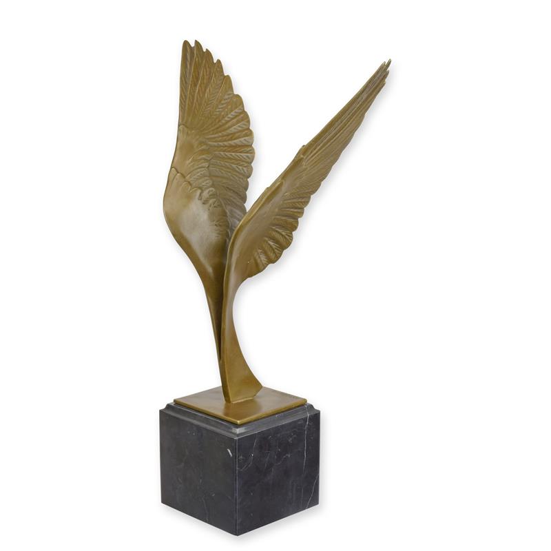 A\u0020BRONZE\u0020SCULPTURE\u0020OF\u0020A\u0020PAIR\u0020OF\u0020WINGS