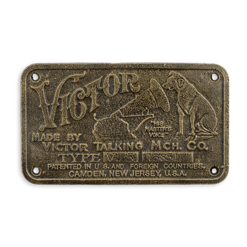 A\u0020CAST\u0020IRON\u0020\u0022VICTOR\u0020TALKING\u0020MCH\u0020CO.\u0022\u0020PLAQUE