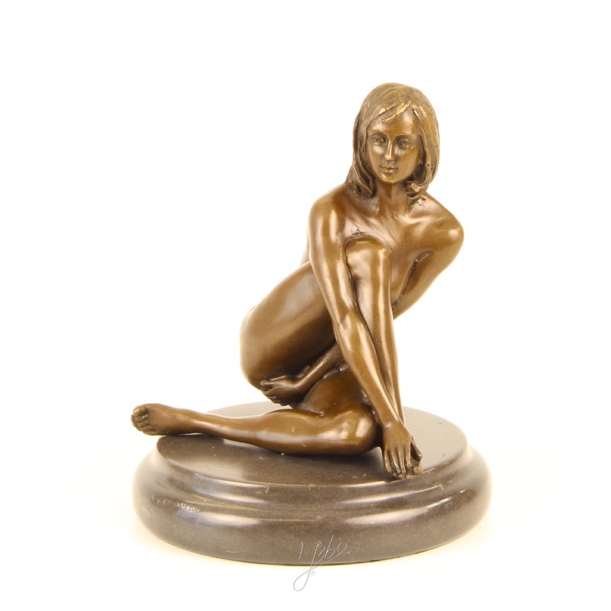 A\u0020BRONZE\u0020SCULPTURE\u0020OF\u0020A\u0020FEMALE\u0020NUDE