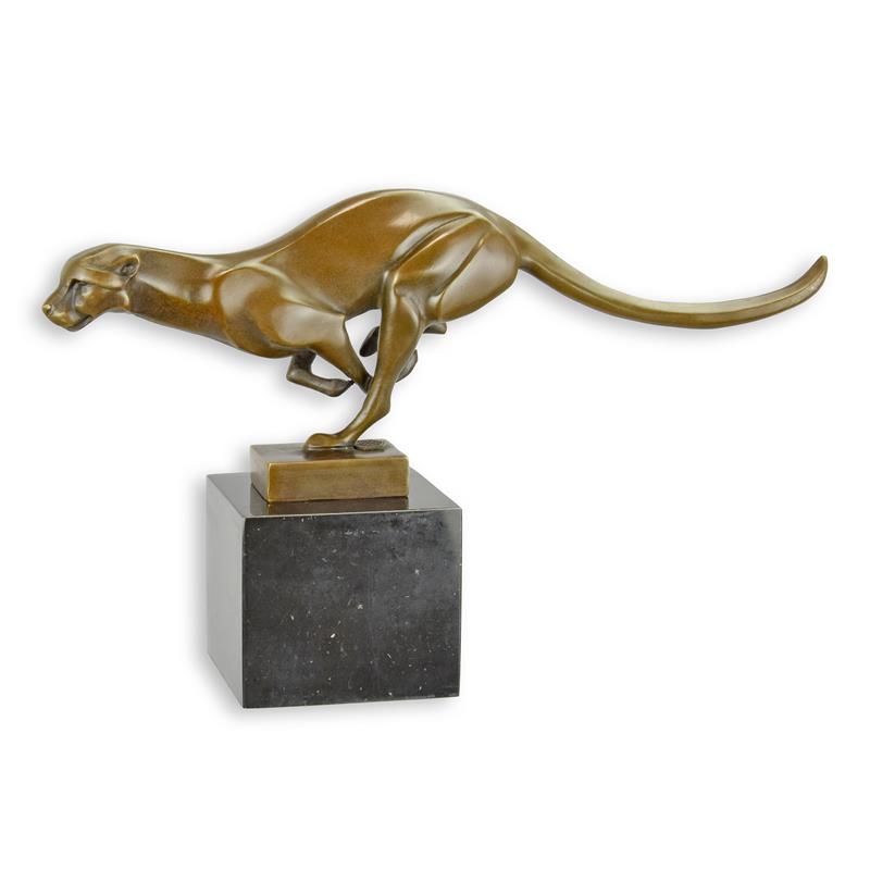 A\u0020BRONZE\u0020SCULPTURE\u0020OF\u0020A\u0020RUNNING\u0020COUGAR