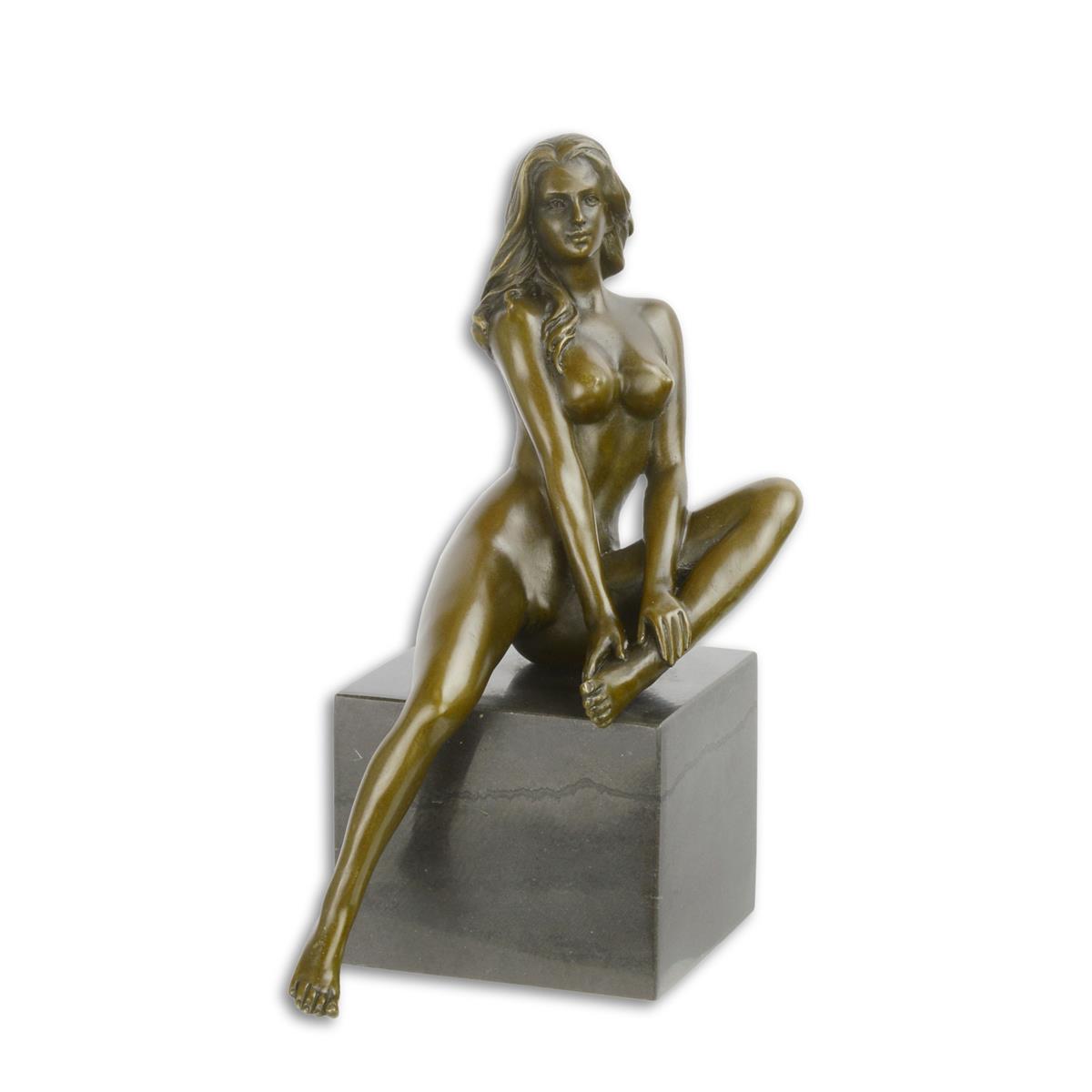 AN\u0020EROTIC\u0020BRONZE\u0020SCULPTURE\u0020OF\u0020A\u0020FEMALE\u0020NUDE