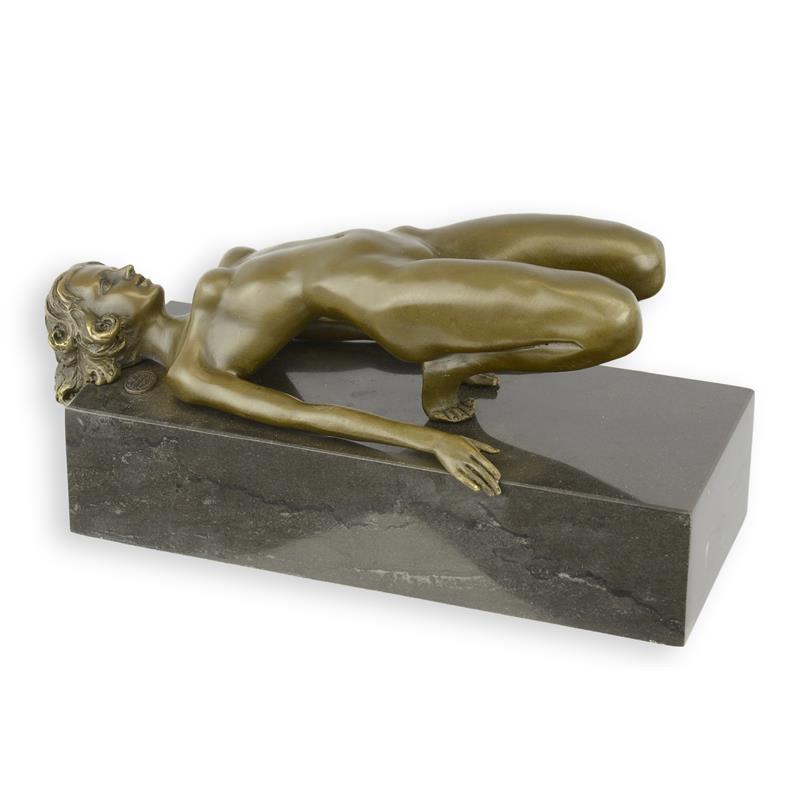 BRONZEN\u0020BEELD\u0020VAN\u0020EEN\u0020VROUW\u0020IN\u0020EEN\u0020MOEILIJKE\u0020HOUDING