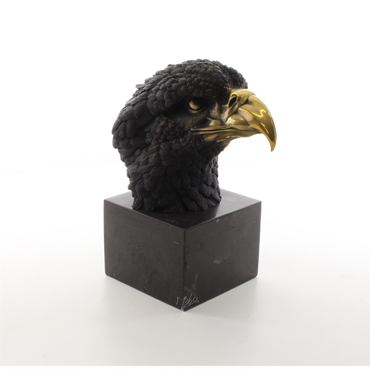 Bronzen\u0020beeld\u0020van\u0020een\u0020adelaarskop