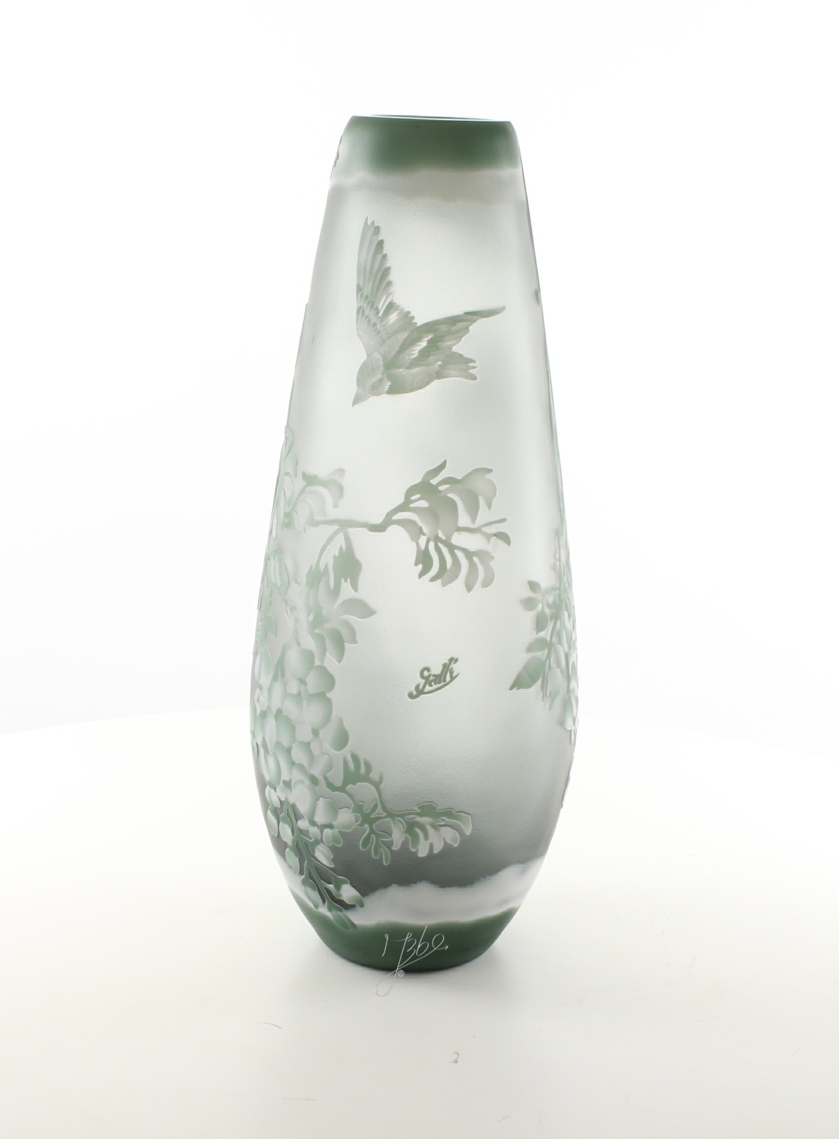 A\u0020CAMEO\u0020GLASS\u0020VASE\u0020\u0027WREN\u0027
