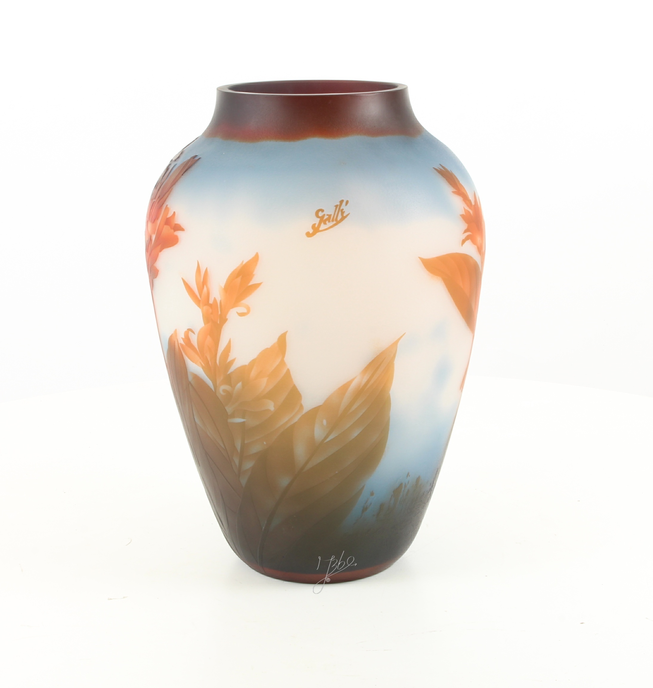 A\u0020CAMEO\u0020GLASS\u0020VASE\u0020\u0027RED\u0020FLOWERS\u0027