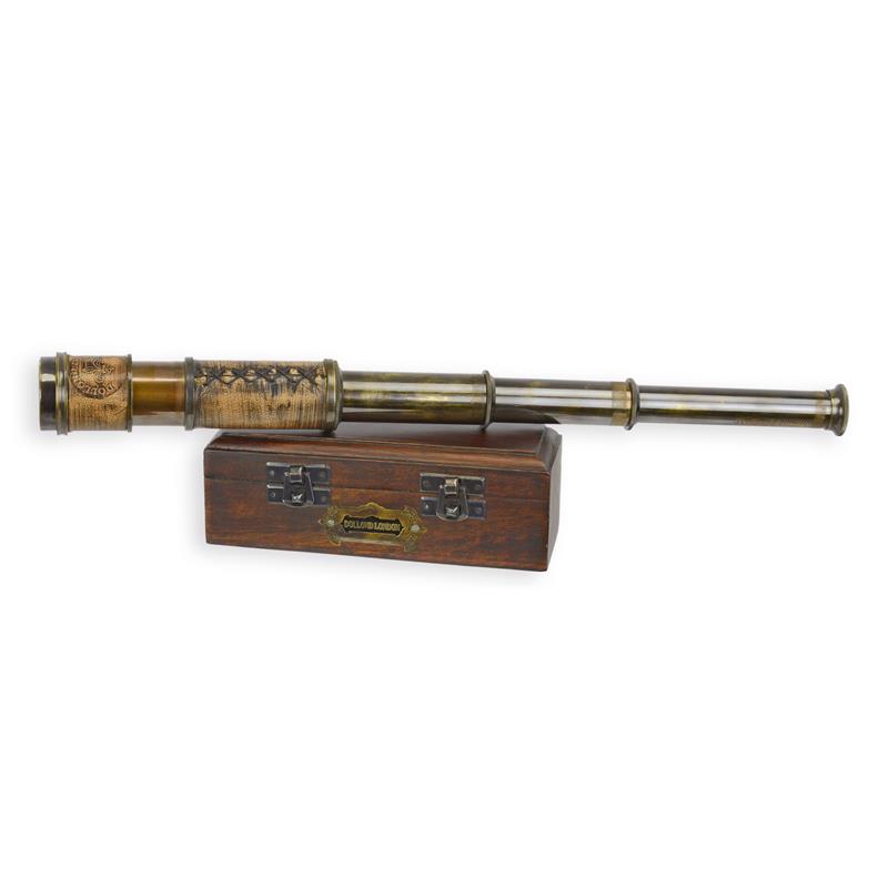 EEN\u0020MESSING\u0020VERREKIJKER\u0020IN\u0020HOUTEN\u0020KIST