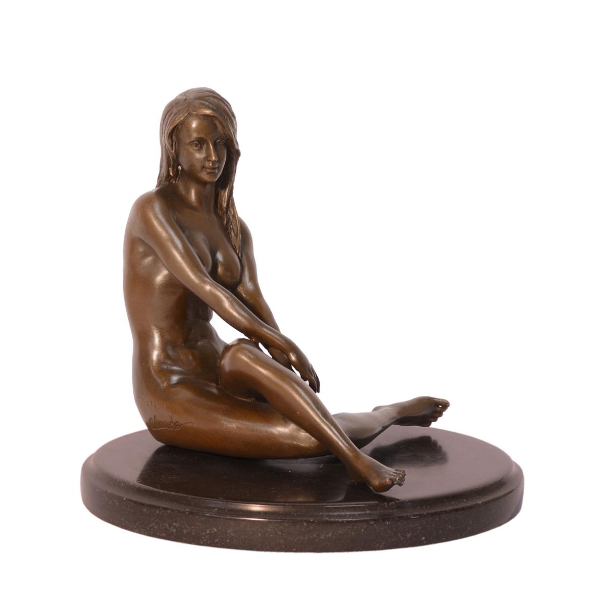 A\u0020BRONZE\u0020SCULPTURE\u0020OF\u0020A\u0020SITTING\u0020NUDE