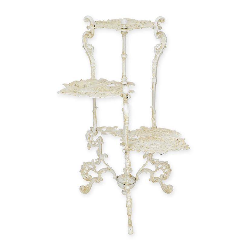 Gietijzeren\u0020bloementafel\u0020met\u00203\u0020niveaus,\u0020wit