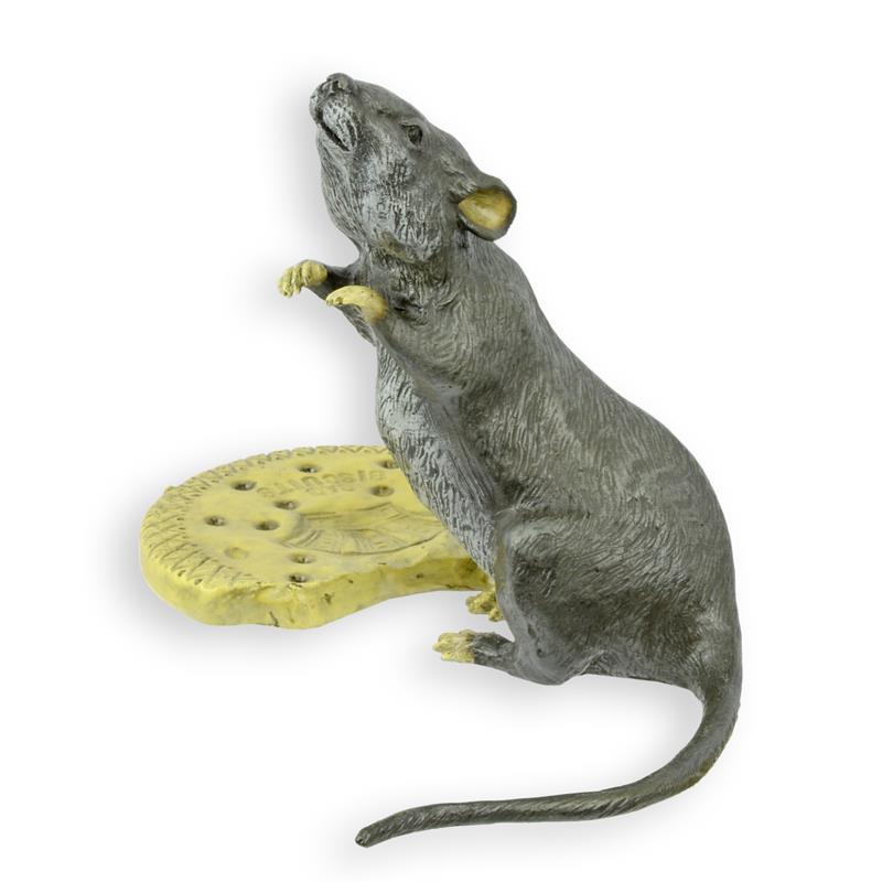 A\u0020BRONZE\u0020SCULPTURE\u0020OF\u0020A\u0020MOUSE\u0020WITH\u0020BISCUIT