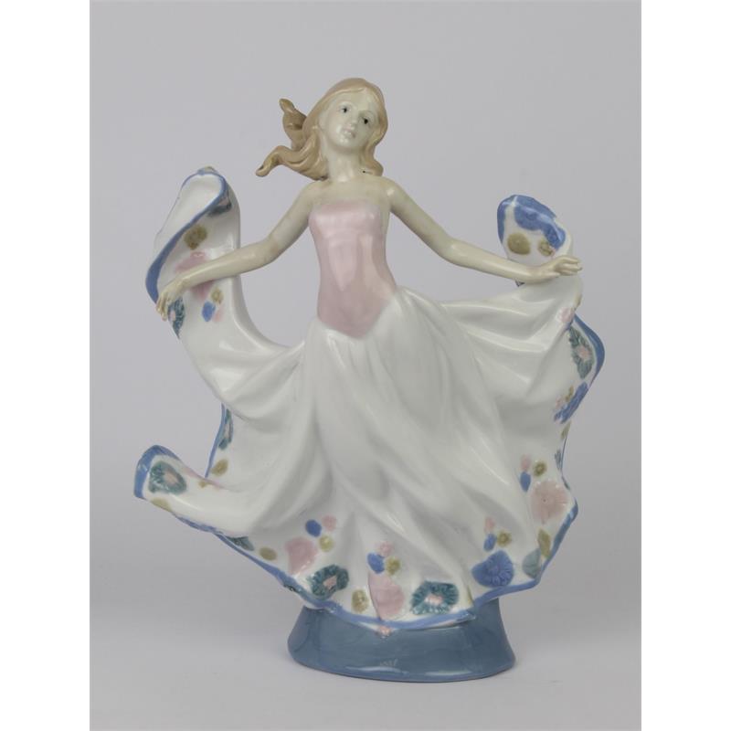 A\u0020PORCELAIN\u0020FIGURINE\u0020OF\u0020A\u0020DANCER