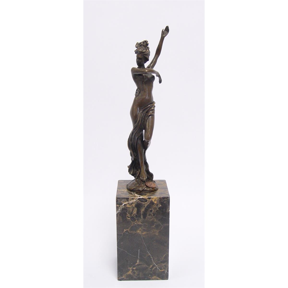 A\u0020BRONZE\u0020SCULPTURE\u0020OF\u0020A\u0020DANCING\u0020NUDE