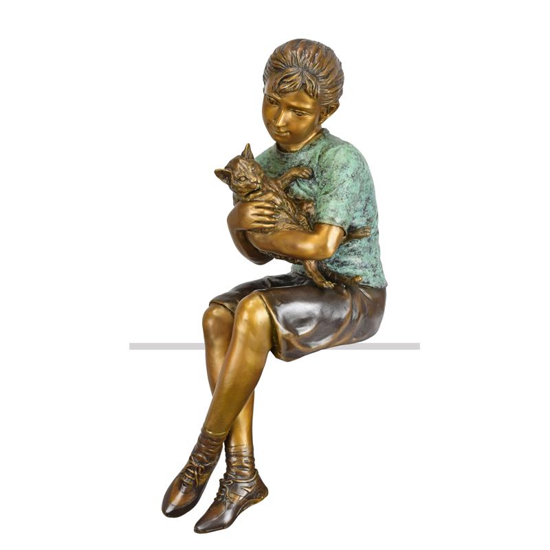 A\u0020BRONZE\u0020SCULPTURE\u0020OF\u0020A\u0020GIRL\u0020HOLDING\u0020HER\u0020CAT