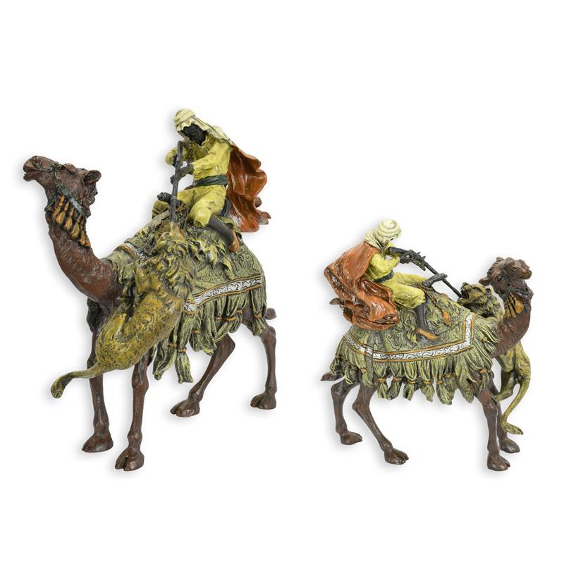 BRONZEN\u0020BEELD\u0020VAN\u0020EEN\u0020ARABISCHE\u0020JAGER\u0020OP\u0020KAMEEL