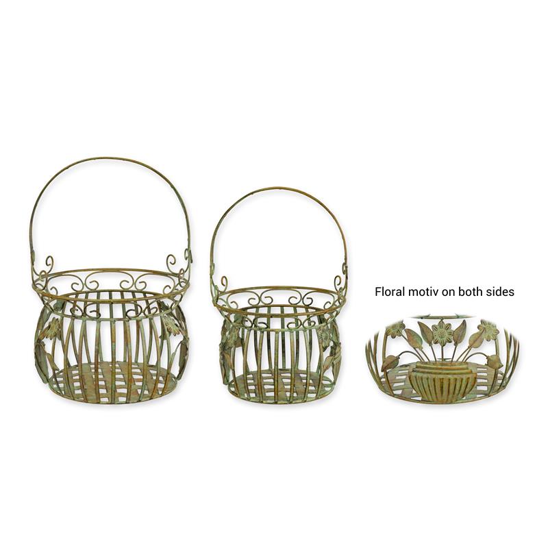 A\u0020PAIR\u0020OF\u0020IRON\u0020BASKETS\u0020\u002D\u0020OLD\u0020GREEN