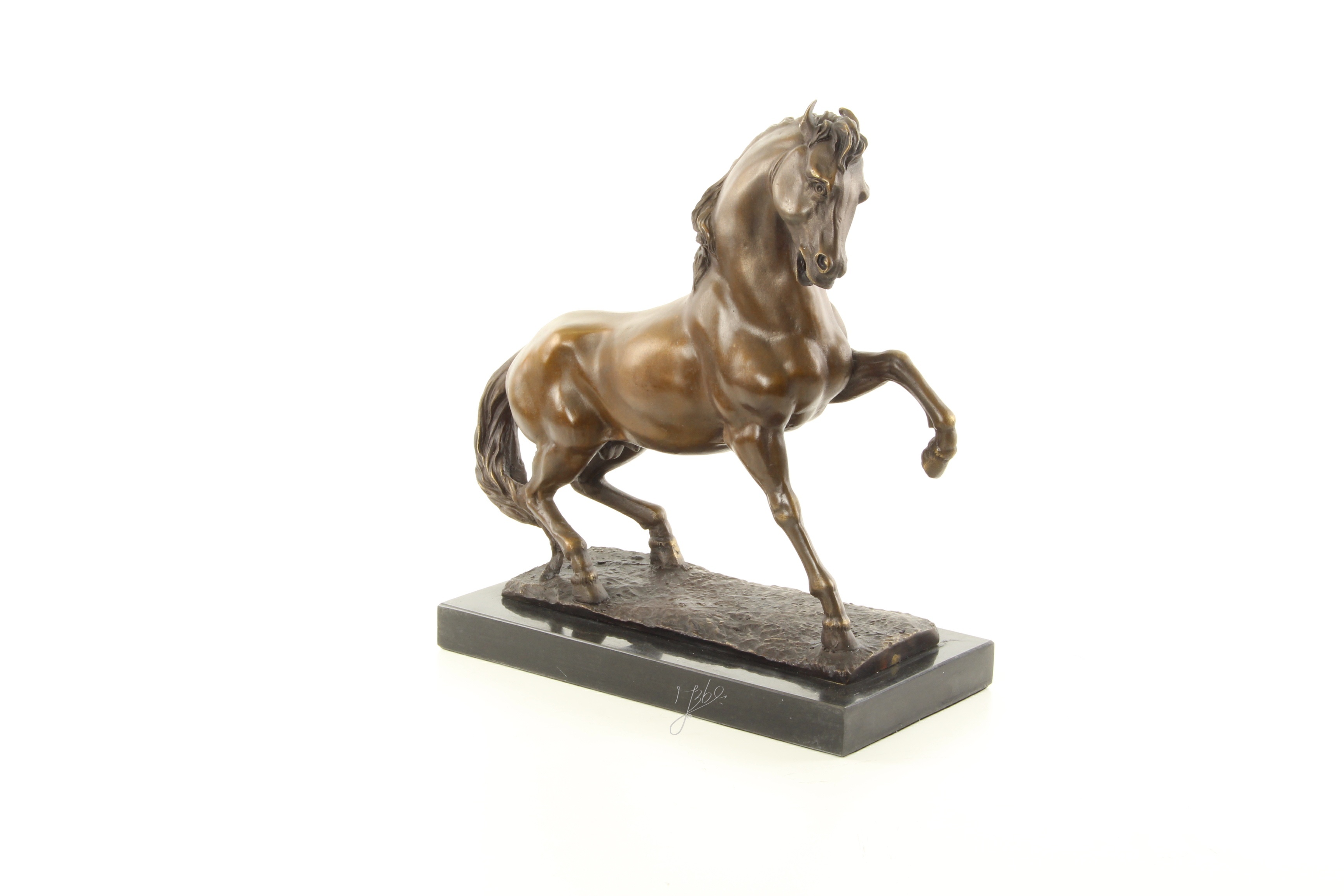 A\u0020BRONZE\u0020SCULPTURE\u0020OF\u0020A\u0020STALLION