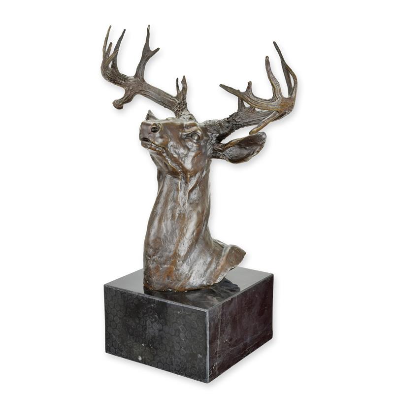 A\u0020BRONZE\u0020SCULPTURE\u0020OF\u0020A\u0020DEERHEAD