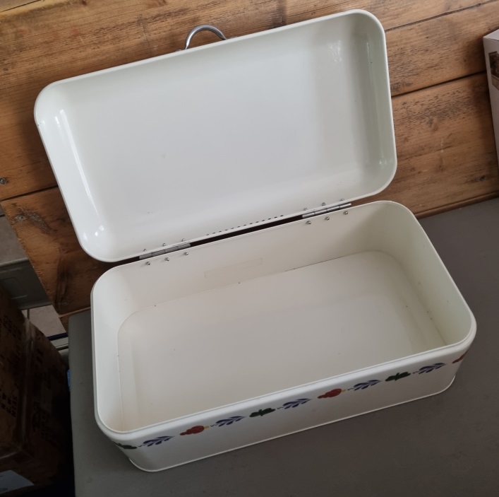 Boerenbont\u0020Broodtrommel\u0020met\u0020scharnierdeksel\u0020met\u0020kleine\u0020schade