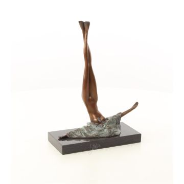 BRONZEN SCULPTUUR MET DE NAAM CAMOUFLAGE