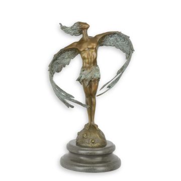 BRONZEN BEELD VAN EEN KLEINE MODERNE MAN MET VLEUGELS