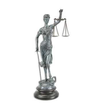 BRONZEN BEELD VAN VROUWE JUSTITIA MET GROENE AFWERKING