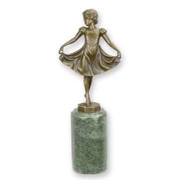 A BRONZE SCULPTURE CALLED LIESELOTTE