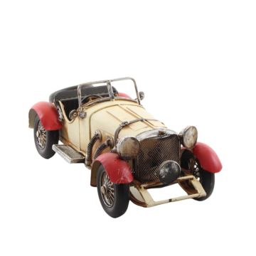 A TIN MODEL OF AN OLDTIMER