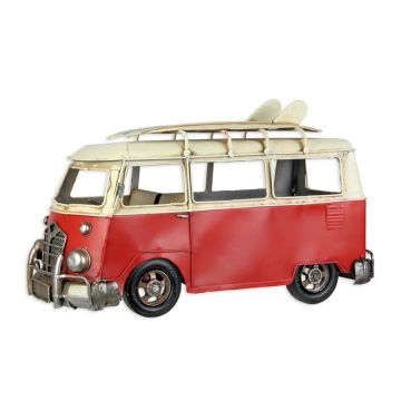 A TIN MODEL OF A SURF BUS