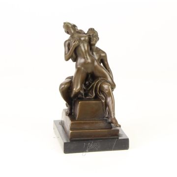 AN EROTIC BRONZE SCULPTURE