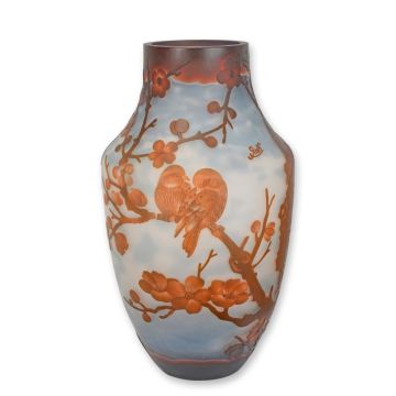 A CAMEO GLASS VASE 'BIRDS IN TREE'
