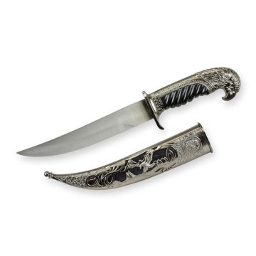 A HUNTING KNIFE