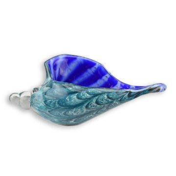 A MURANO STYLE GLASS CONCH SHELL