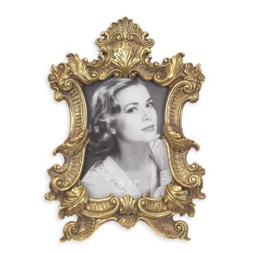 A RESIN PHOTO FRAME