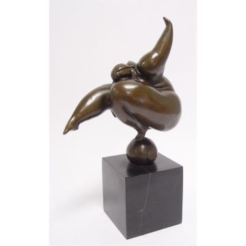 A MODERNIST BRONZE SCULPTURE OF A DANCING NUDE