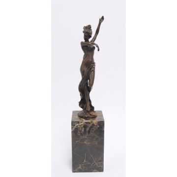 A BRONZE SCULPTURE OF A DANCING NUDE