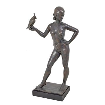 A BRONZE SCULPTURE OF A FEMALE NUDE FALCONER