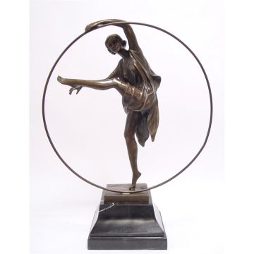 A BRONZE SCULPTURE OF A GEORGIAN DANCER