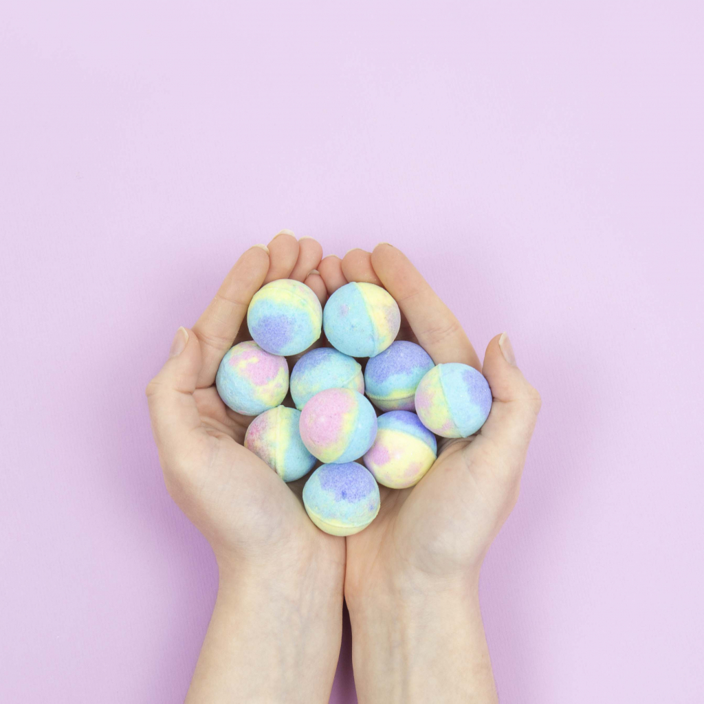 Gift\u0020Republic\u0020Eenhoorn\u0020\u002D\u0020Badbommen