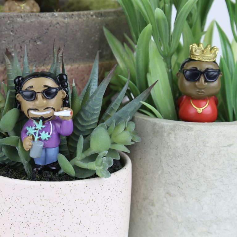Gift\u0020Republic\u0020Rap\u0020Legends\u0020Gnome\u0020Planters\u000A\u000AGift\u0020Republic\u0020Rap\u0020Legends\u0020Gnome\u0020Planters