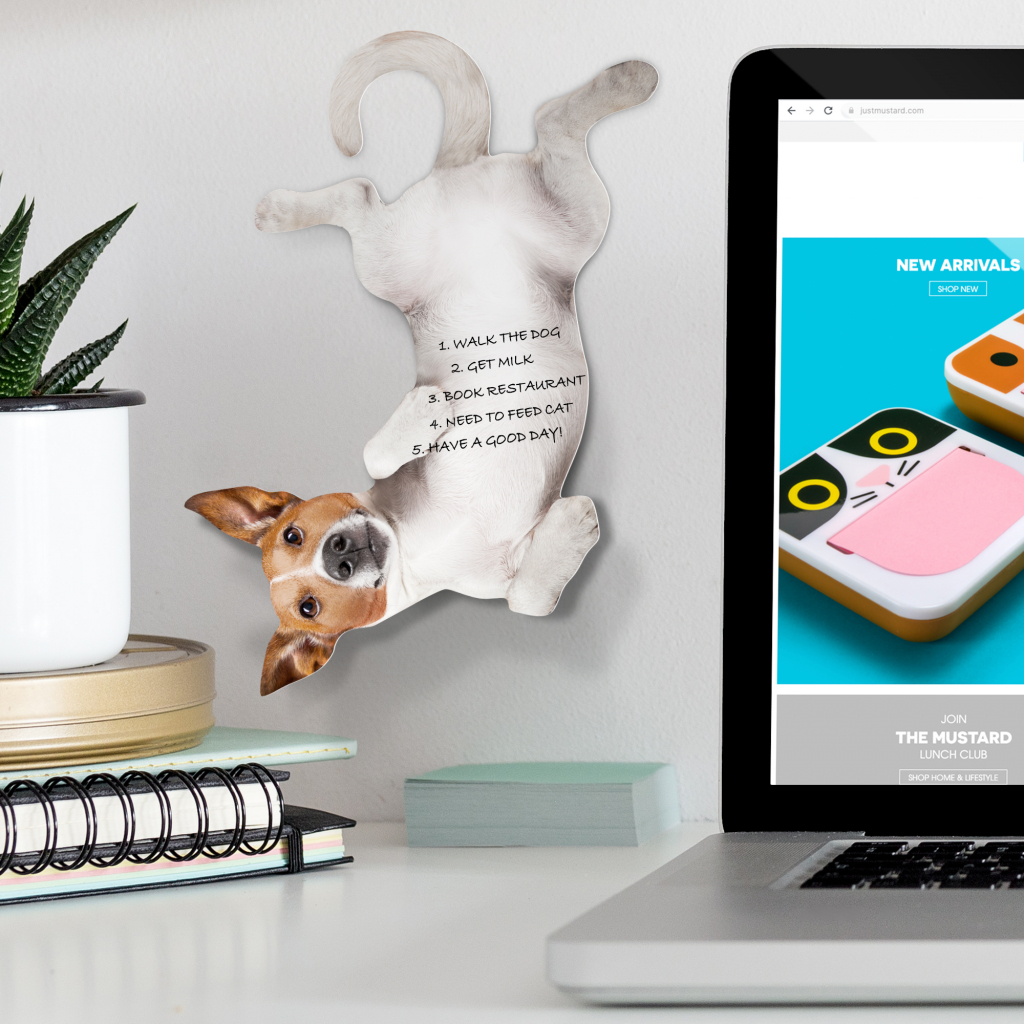 Mosterd\u0020Hond\u0020Hangende\u0020Notities Mosterd\u0020Hond\u0020Hangende\u0020Notities