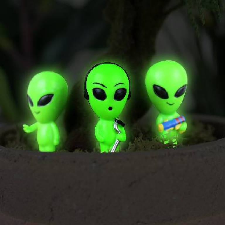 Gift\u0020Republic\u0020Alien\u0020Plant\u0020Markers\u0020\u002D\u0020Gift\u0020Republic\u0020Alien\u0020Plant\u0020Markers