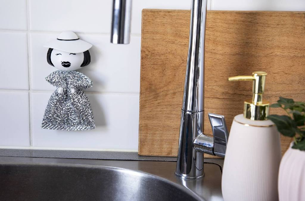 Peleg\u0020Mevrouw\u0020Spons Peleg\u0020Mevrouw\u0020Spons